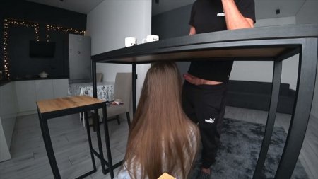 Брат с сестрой сняли квартиру на двоих